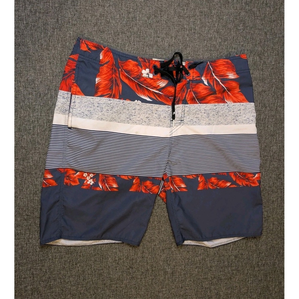 Rip Curl Mirage Floral Board Shorts Mens Size 32 Red White Blue Surf Swim Trunks